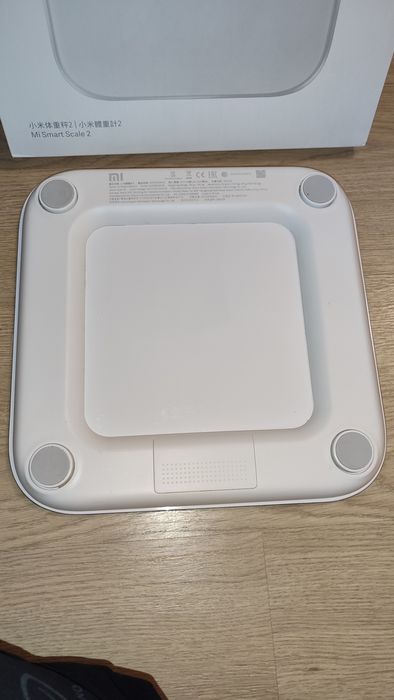 Xiaomi Mi Smart Scale 2 — розумні ваги з Bluetooth, ідеальний стан