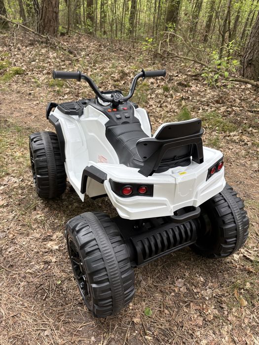 Elektryczny quad pojazd autko