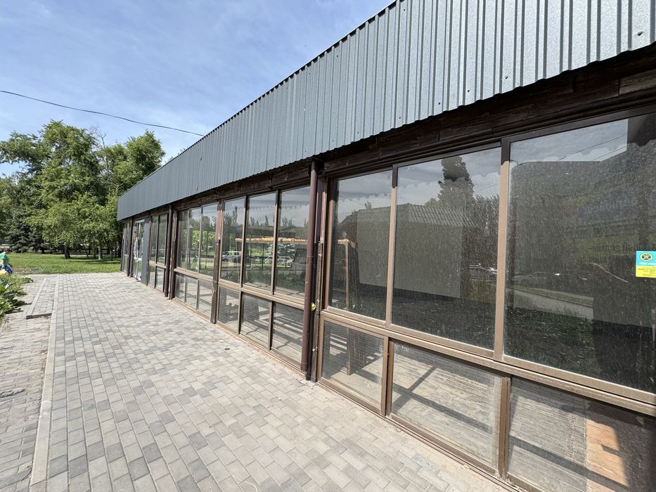 Оренда торгівельного приміщення 40 м.кв, під маназин, послуги, кафе.