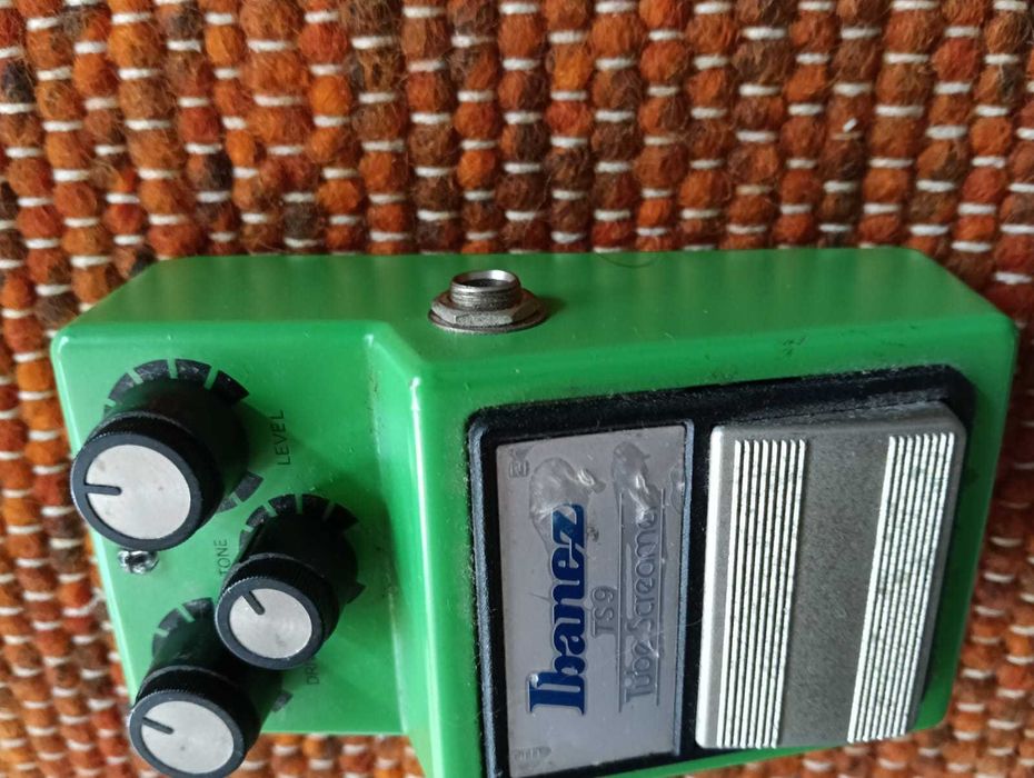 Ibanez Tube Screamer TS9 – O Overdrive Clássico e Intemporal