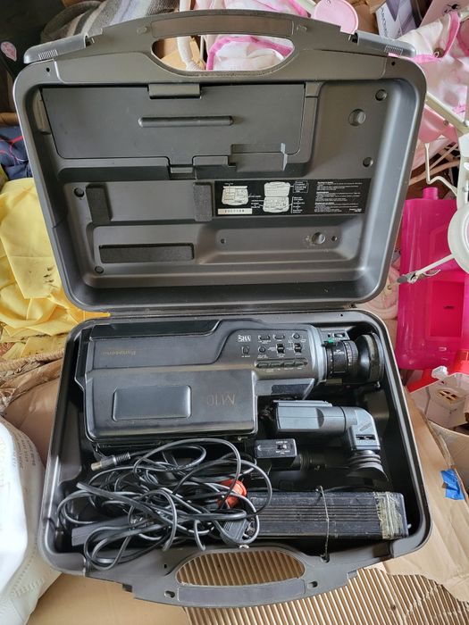 VHS камера Panasonic M10