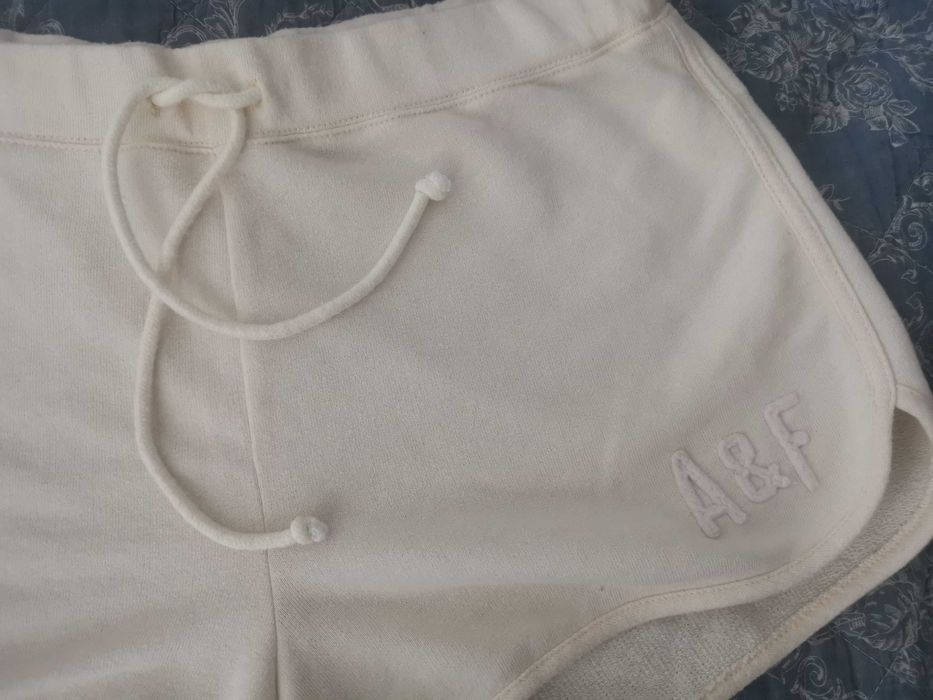 Szorty spodenki sportowe Abercrombie&Fitch r.M biale Nowe
