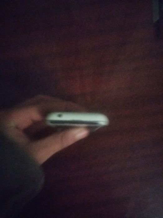 Продам Самсунг белый