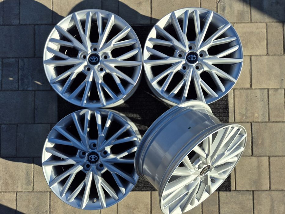 Toyota C-HR 18 " Felgi aluminiowe - Oryginalne, Nowe 5x114,3