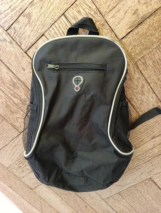 Plecak sportowy szkolny turystyczny wycieczkę czarny