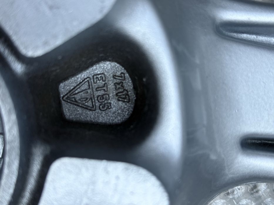 Jantes porsche twisted 17 5x130