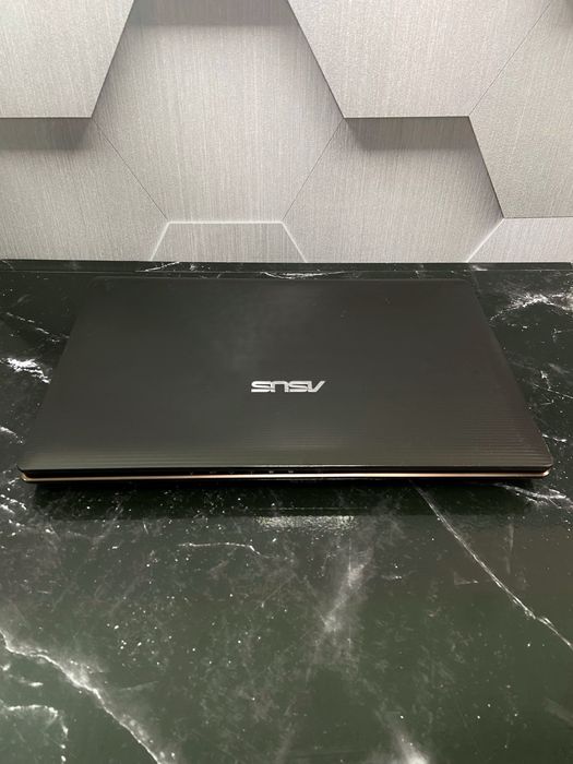 Надійний Asus X53S