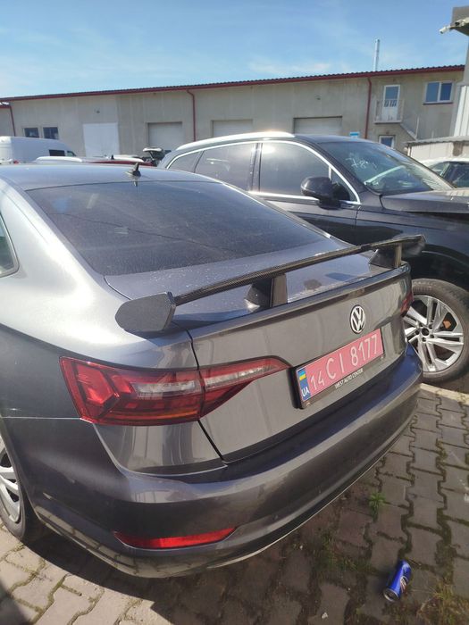 Спойлер VW Jetta MK 7 карбон
