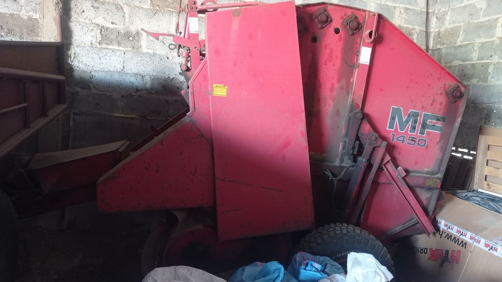 Prasa kostkująca Masej Ferguson 128
