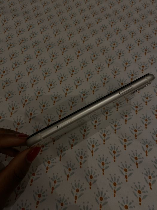 Iphone 11 | Branco | 6,1” | 128GB