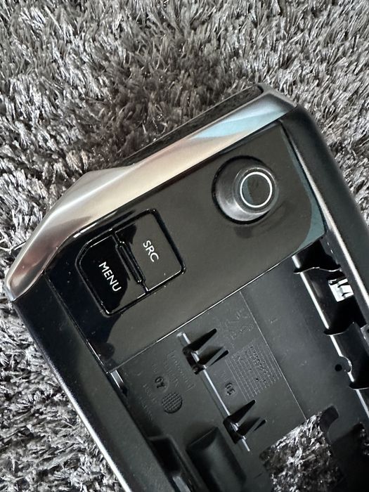 Moldura do rádio peugeot 208/2008