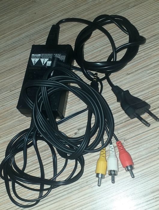 Цифовая видеокамера Canon DC301 E  PAL