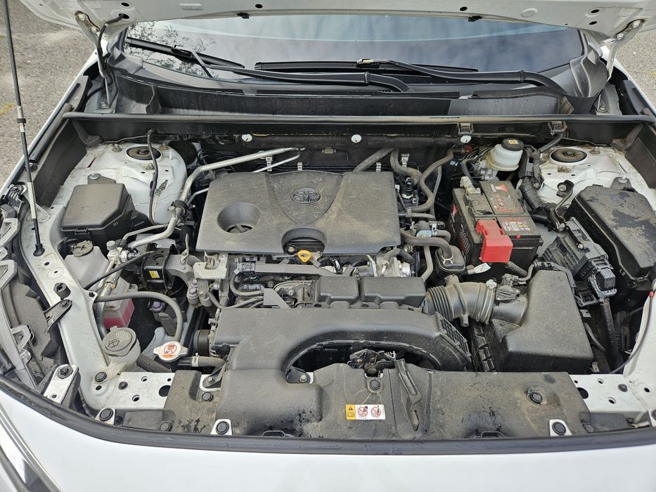 Продам RAV 4, 2021 р.  мех(6-ст)