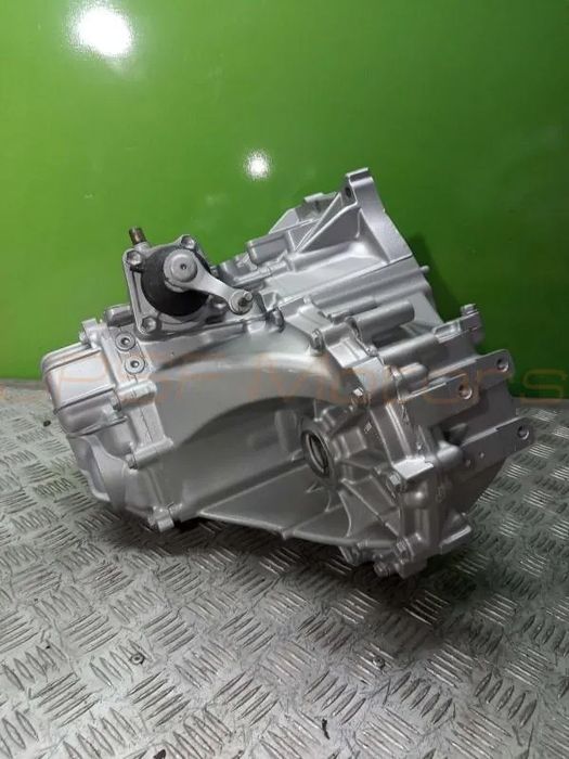 Caixa de velocidades Toyota Yaris 1.4 D4D 33300-52442 52551 - RECONDICIONADA