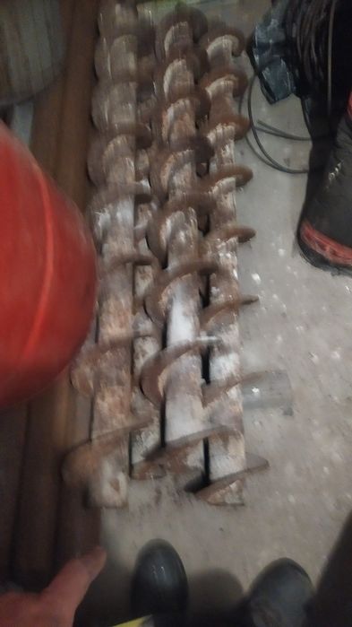 Шнек буровой на гидробур  диаметр 180 мм