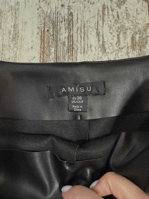 Юбка-шорти з єко шкіри