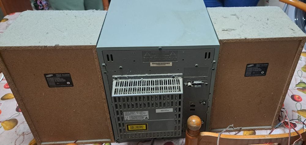 Aparelho de Som Samsung , 3 discos , CD + 2 Colunas