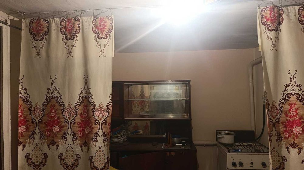 (3) Продам частину будинку р-н Олієжиркомбінату 0756
