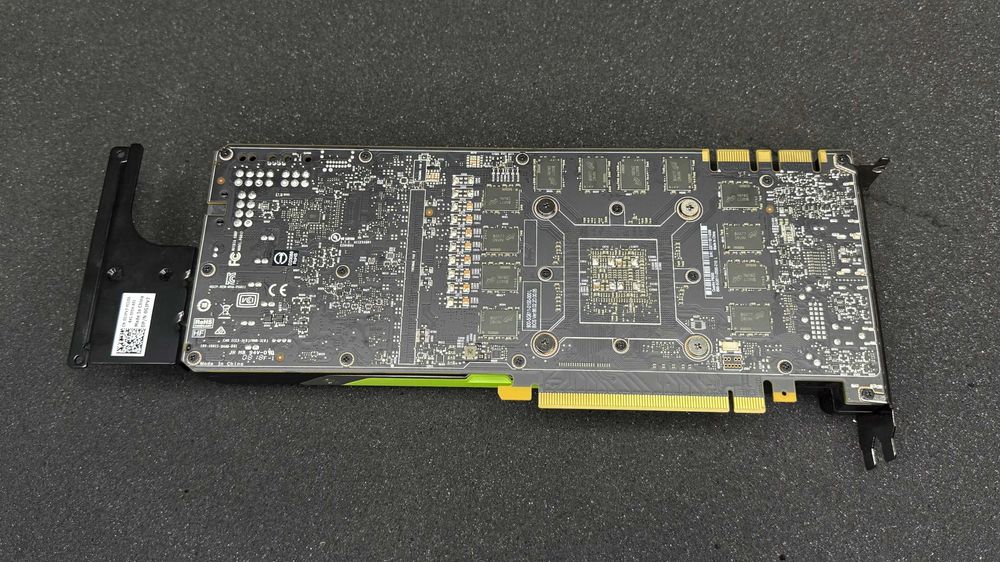 Відеокарта NVIDIA Quadro P6000 24GB GDDR5X
