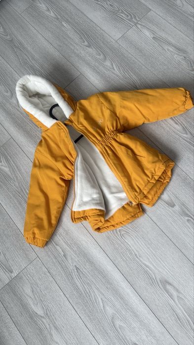 Парка на дівчинку 2-3 роки