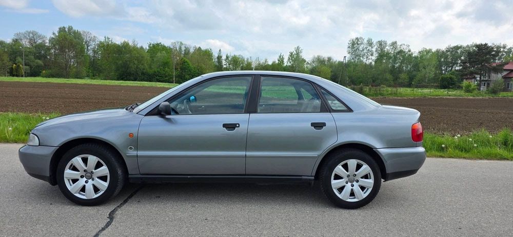 Audi a4 B5 1.9tdi 1995r przebieg 100000km