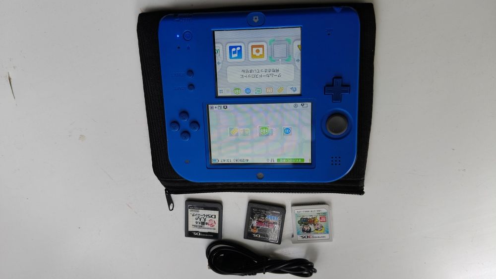 nintendo 2ds синього кольору