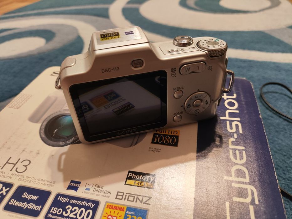 Продам фотоаппарат Сони DSC-H3