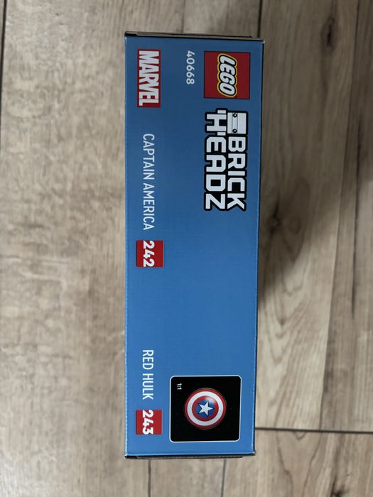 Lego 40668 Figurki Kapitana Ameryki i Czerwonego Hulka , BrickHeadz