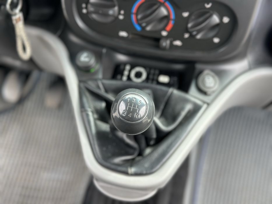 Продам Fiat Doblo 2008