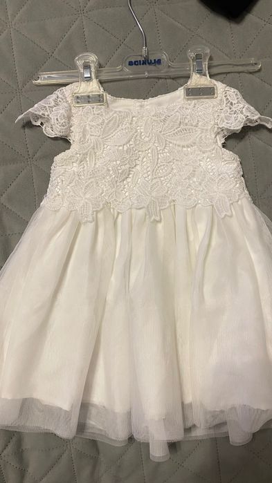 Сукня сніжно-біла