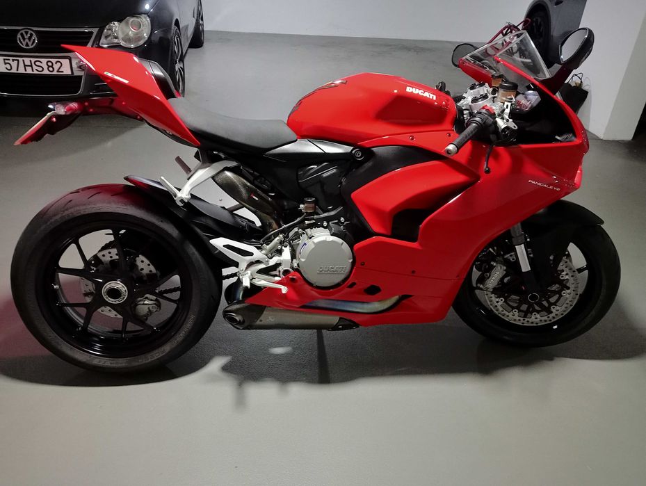 Ducati Panigale V2