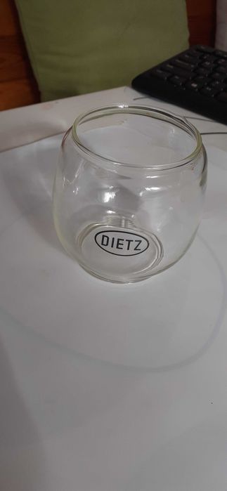 Klosz starej lampy naftowej Dietz