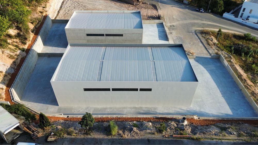 Armazem novo para arrendamento - Torres Vedras
