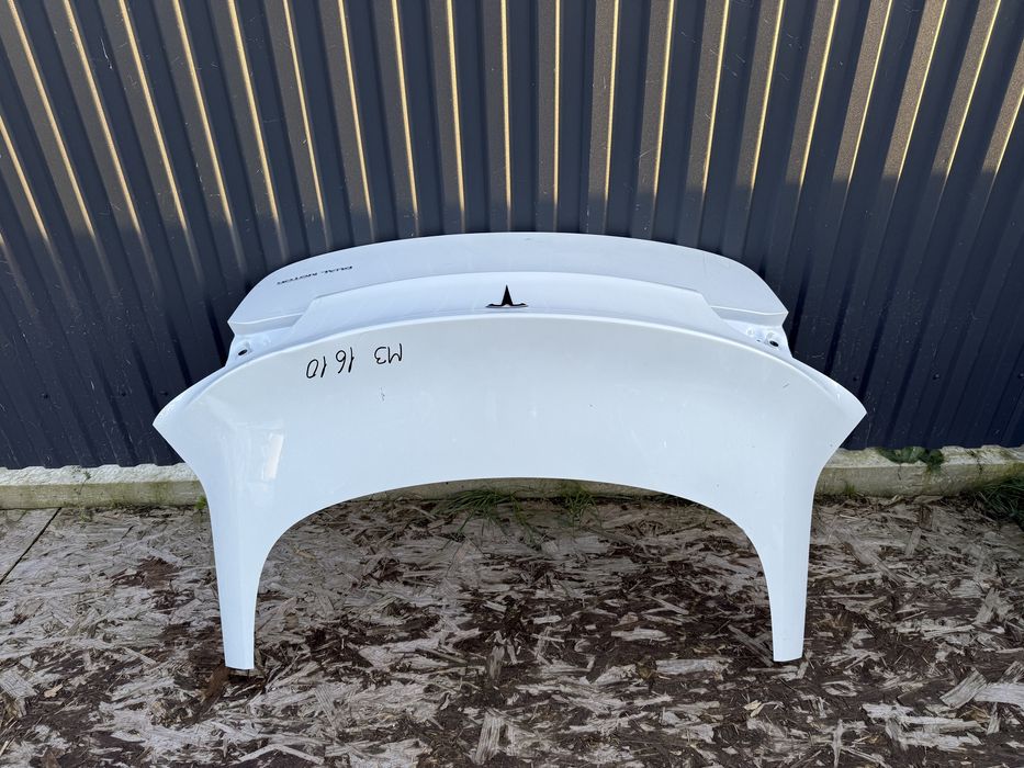 Кришка багажника Tesla model 3 M3 ляда кляпа