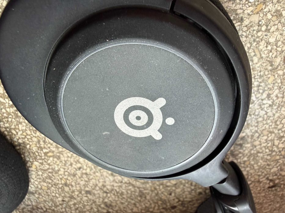 Słuchawki Steelseries Arctis Nova 3