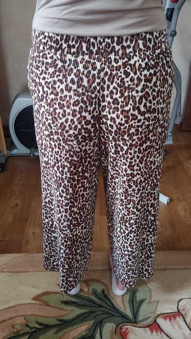 Штаны новые, женские штаны