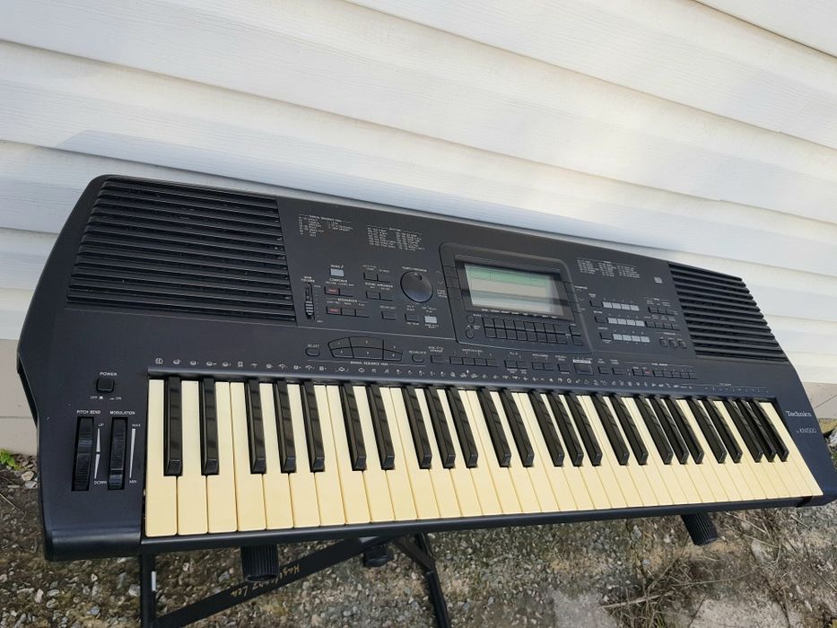 Синтезатор Сasio CTK-731/Technics  KN1500/61 динамічна клавіатура б/у