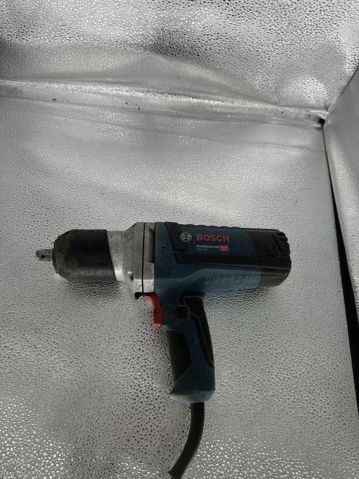 Ударный гайковерт BOSCH GDS 18 E Professional
