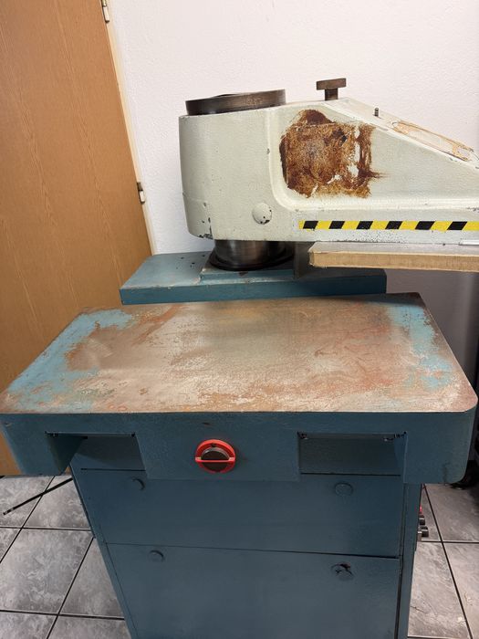 Prasa hydrauliczna /siekarka/ szewska/ rymarska