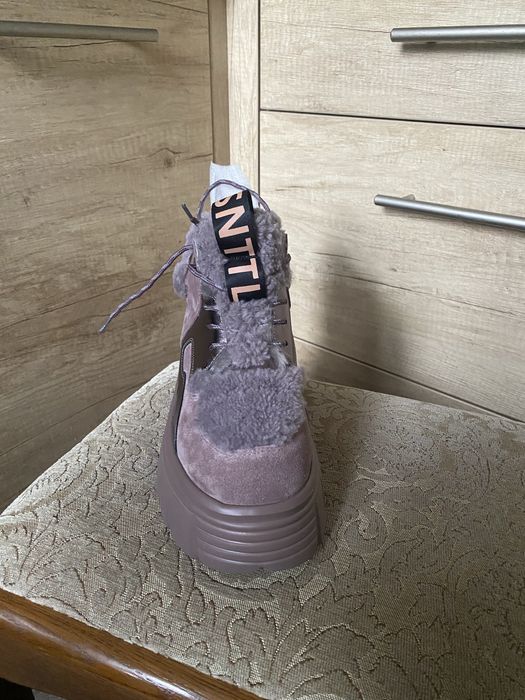 Уги жіночі Vitto Rossi