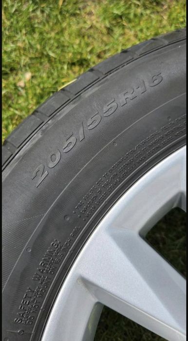 Komplet letnich kół Oryginały Audi 205/55/R16 5x112
