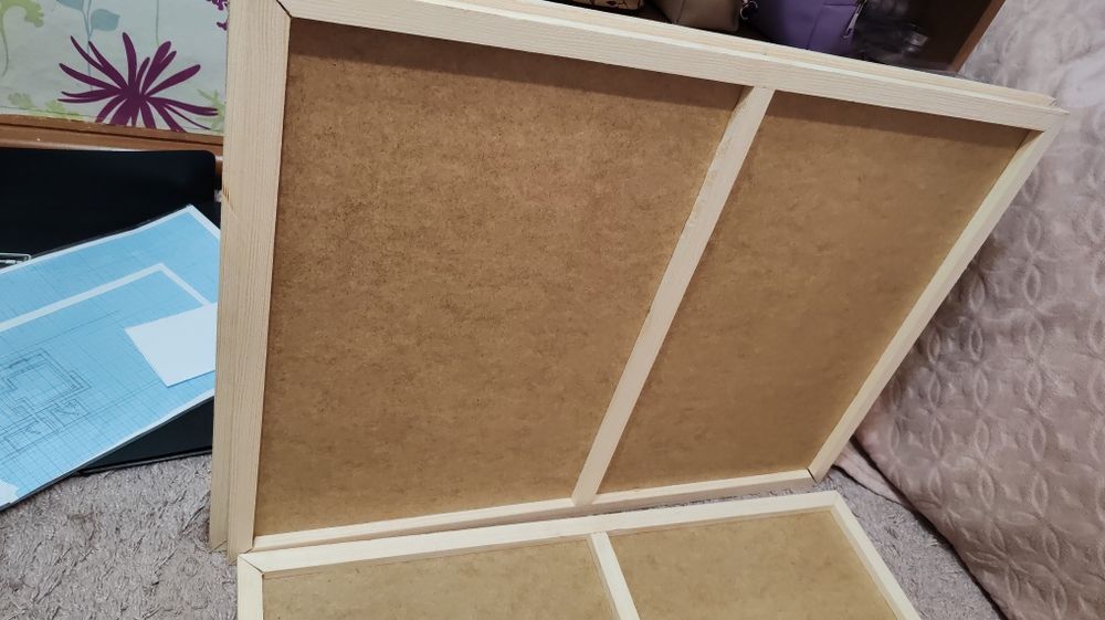 Продам новий планшет з посленою рамкою ДВП розмір 55 на 75 см