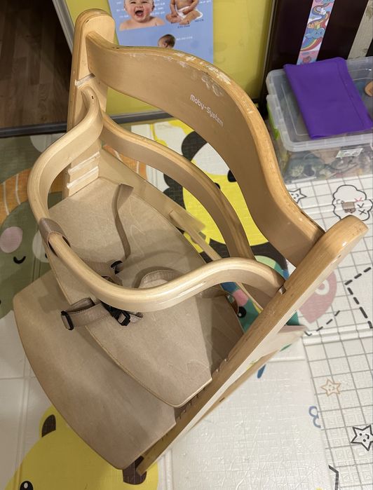 Зростаючий стілець для годування Moby System дерево