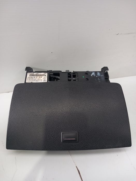 Ecrã multimédia multifunções display GPS Mercedes W204