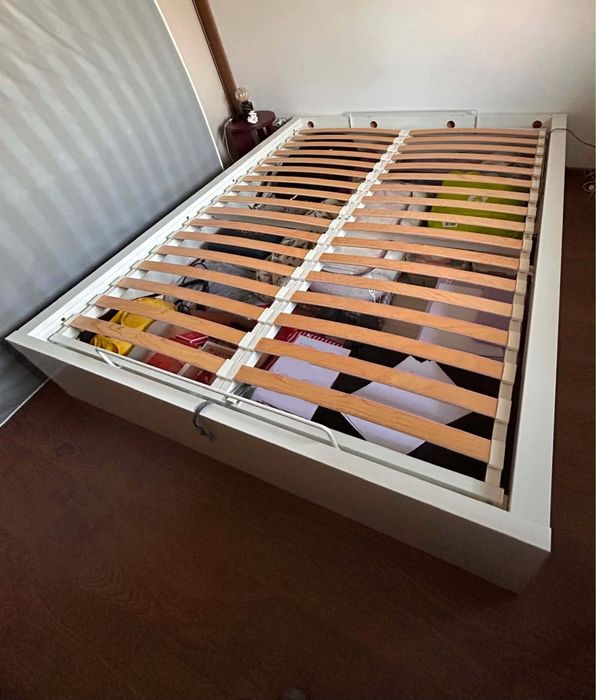 Łóżko IKEA MALM z pojemnikiem 180x200 + tapicerowana nakładka na wezgłowie
