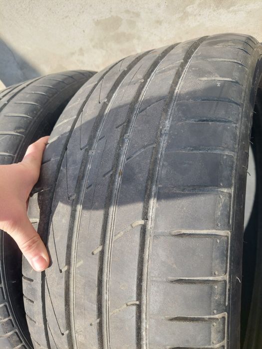 Шини  245/45/R18