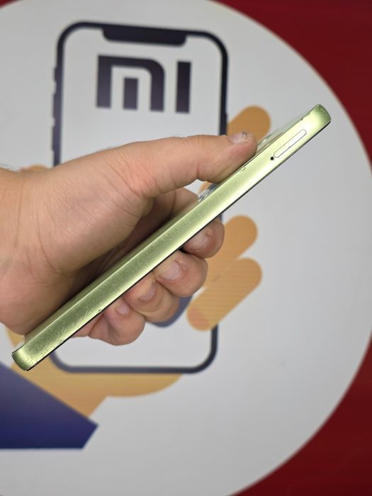 Samsung A05 4/64 гб – бюджетний смартфон у відмінному стані