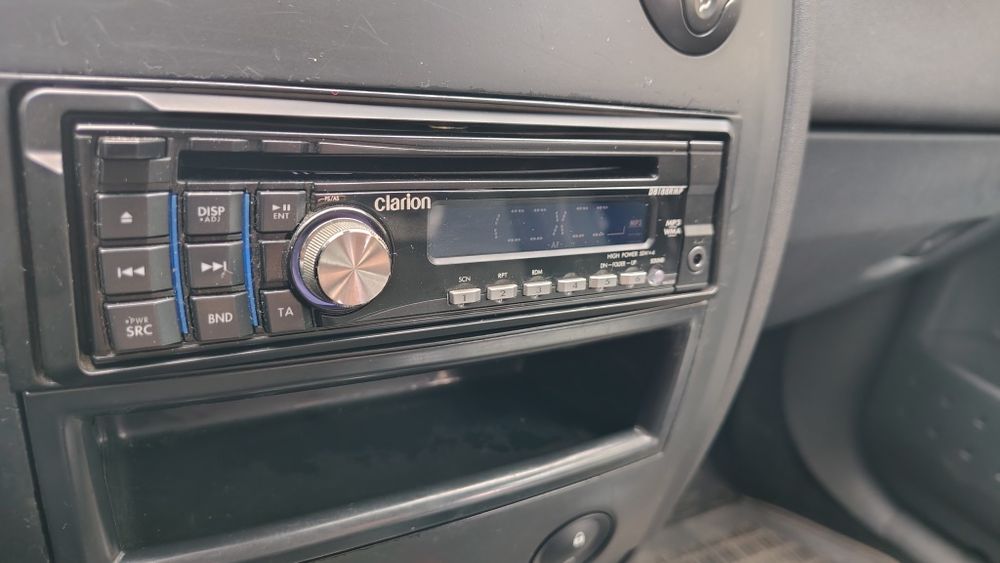 Магнитола Clarion DB188RMP