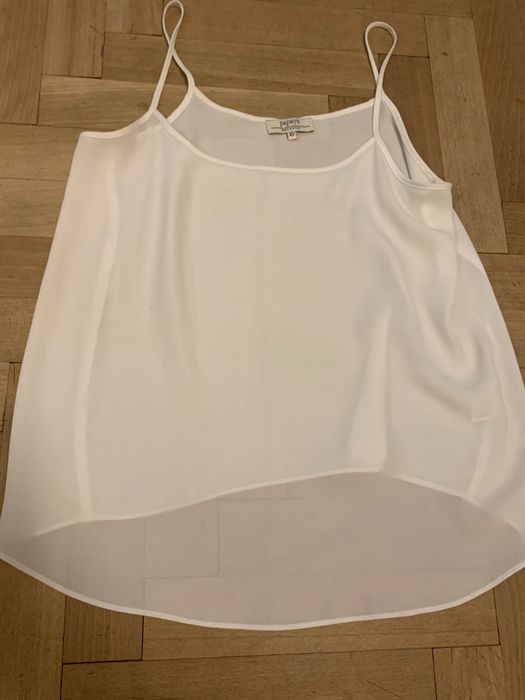 Biała koszulka na ramiączka roz. 10