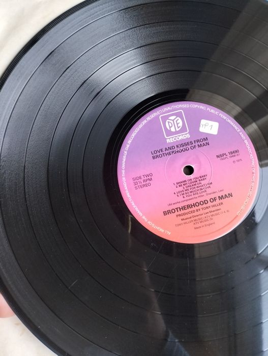 LP Brotherhood of Man (Love and Kisses)